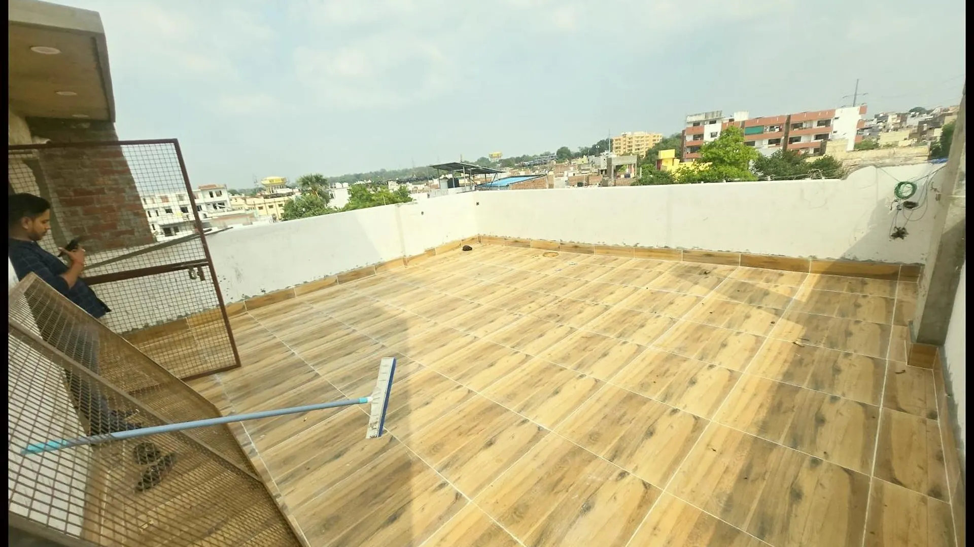 ****  Hotel Devans Palace Stay Near Kashi Vishwanath Temple - Fully Air Conditioned Rooms - Free Wi-Fi- & Parking - Best - Hotel バラナシ インド